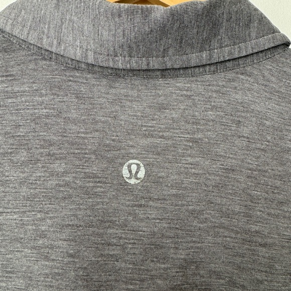 Lululemon - Evolution shirt - small - Picture 3 of 4